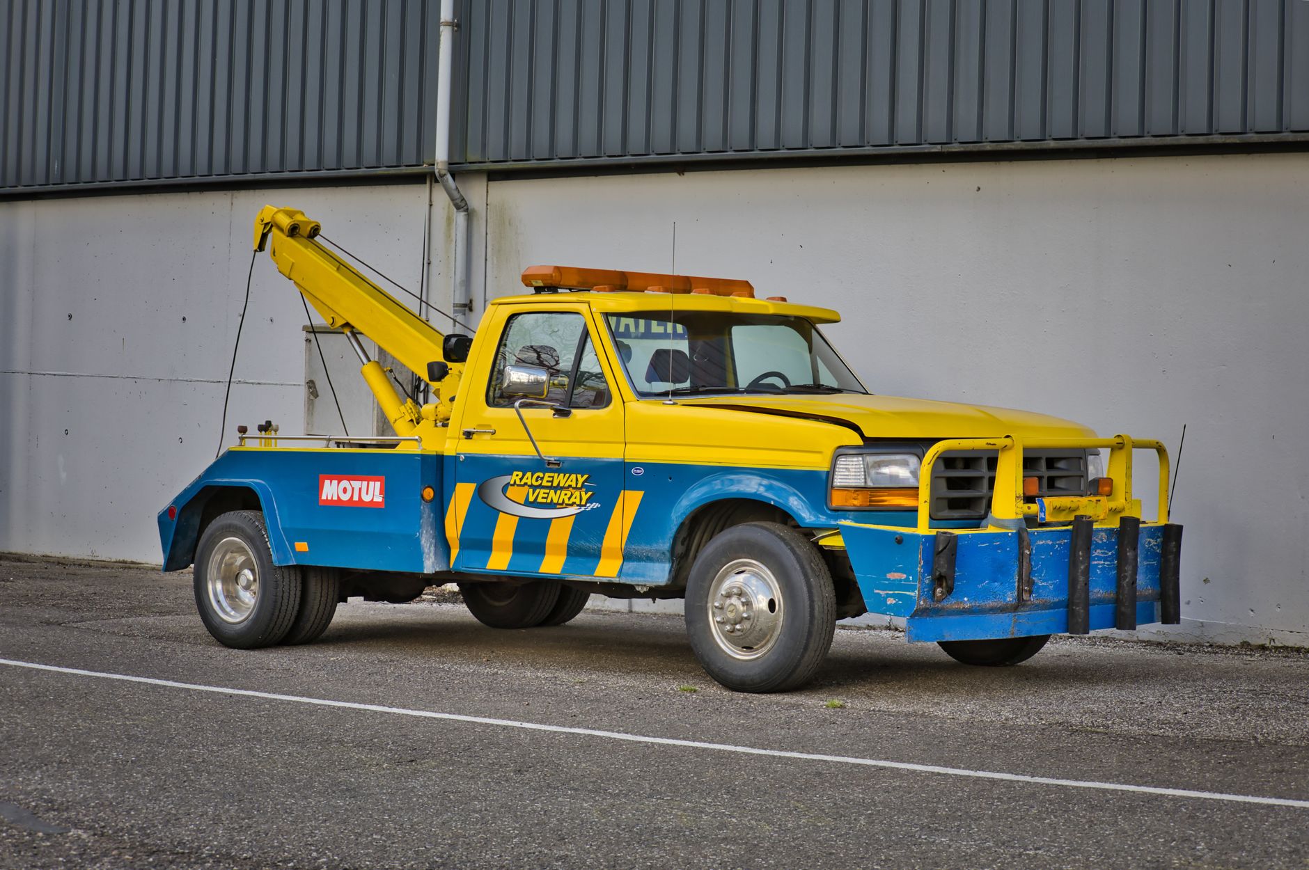 Remorquage voiture équipe à Gardanne